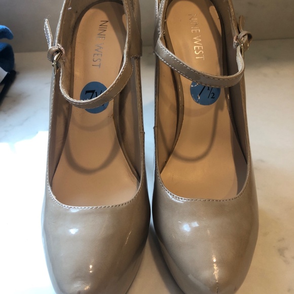 Nine West stiletto heels - Picture 3 of 3